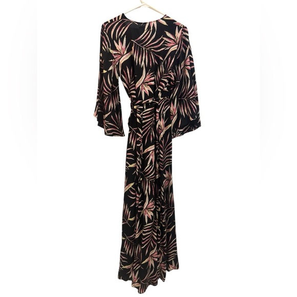 Amuse Society Isle of Love Maxi Wrap Dress Floral Black Small Resortwear Beach - Picture 3 of 9